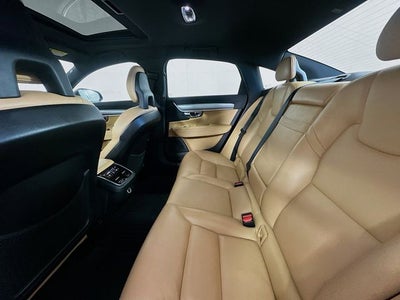 2017 Volvo S90 T6 Momentum