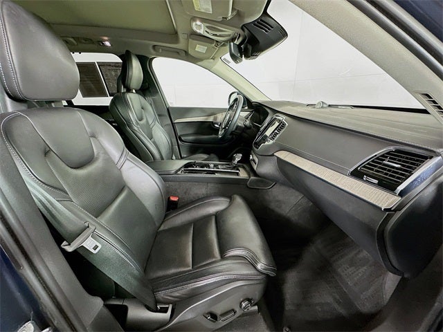 2021 Volvo XC90 T6 Inscription