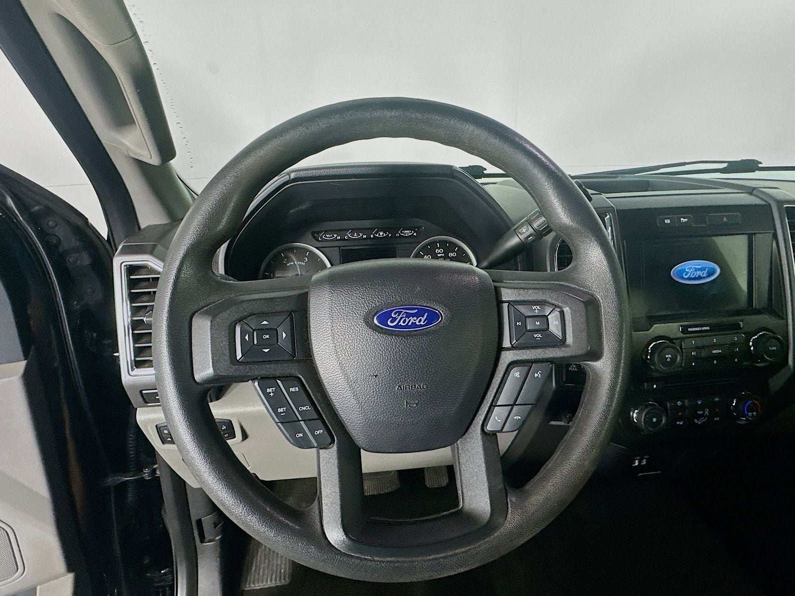2017 Ford F-250SD XLT