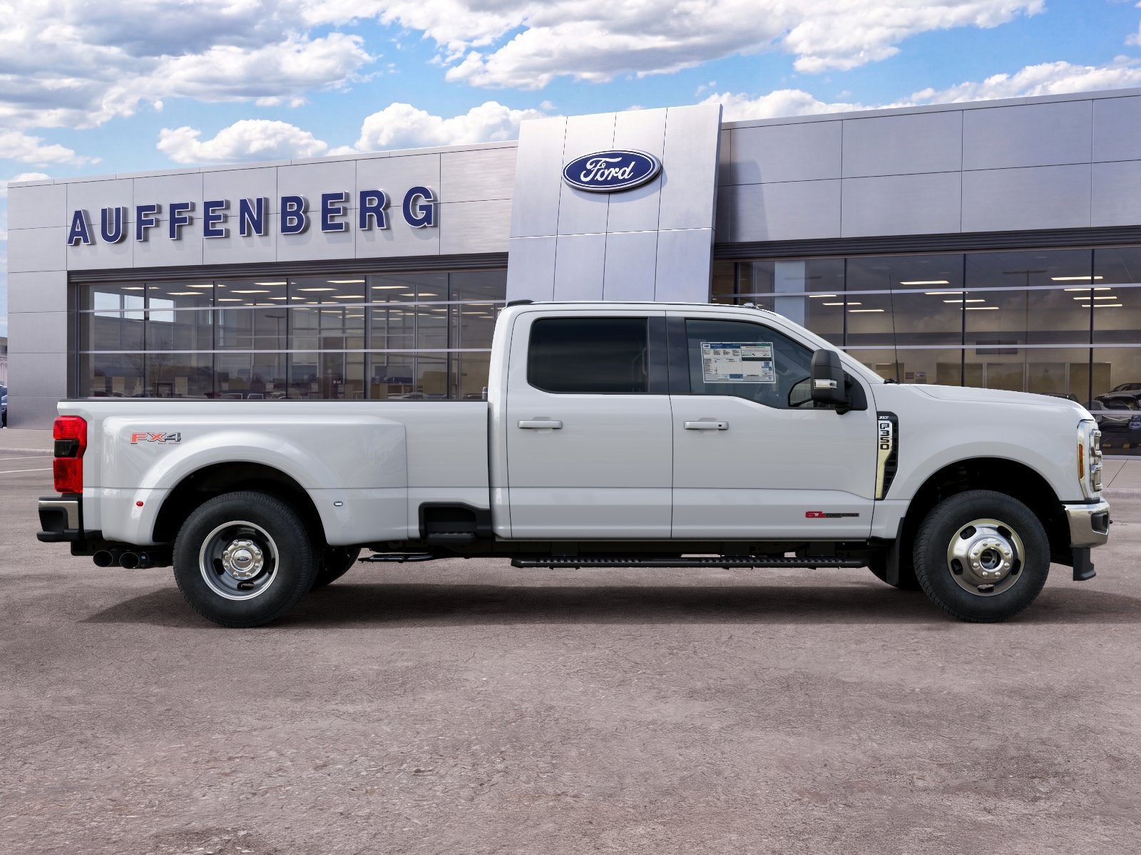 2027 Ford F-350SD XLT DRW