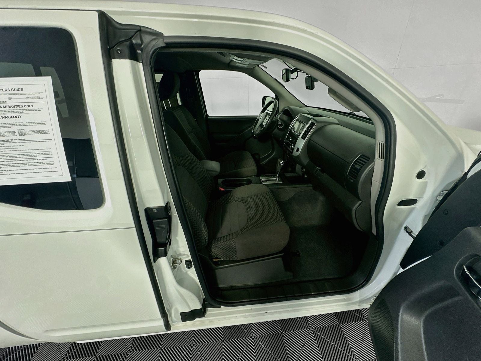 2018 Nissan Frontier SV