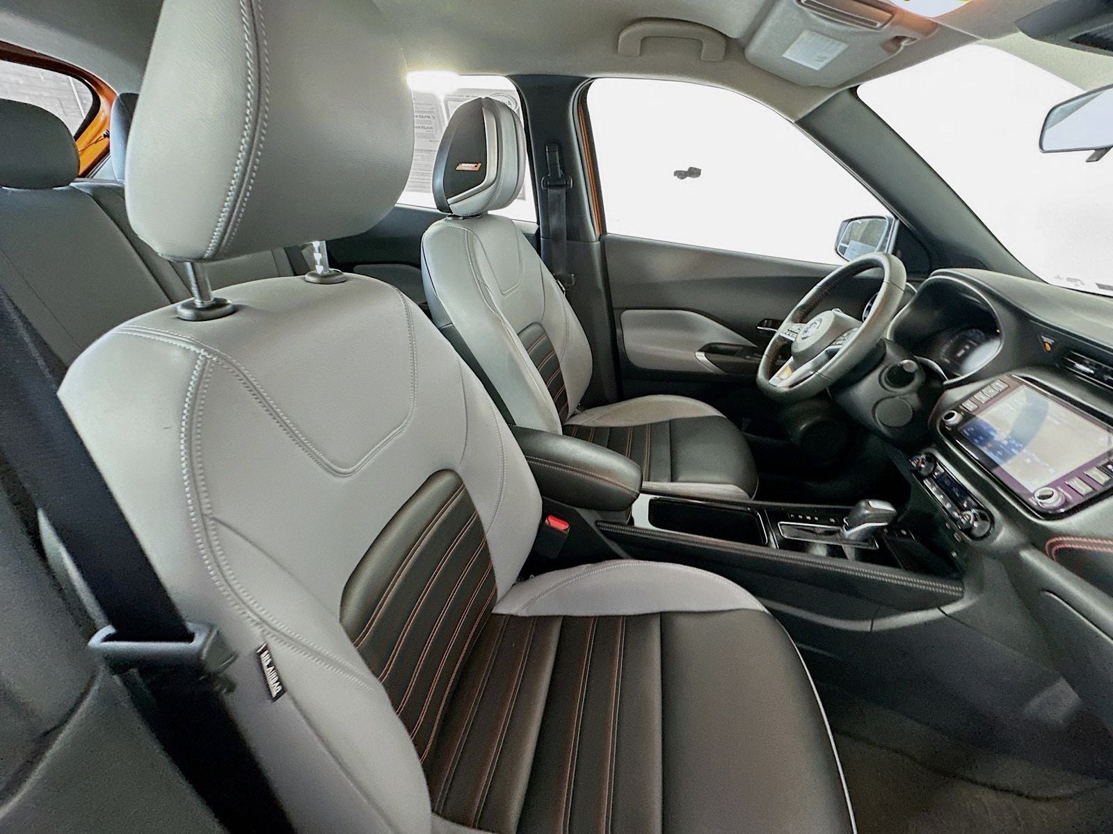2021 Nissan Kicks SR