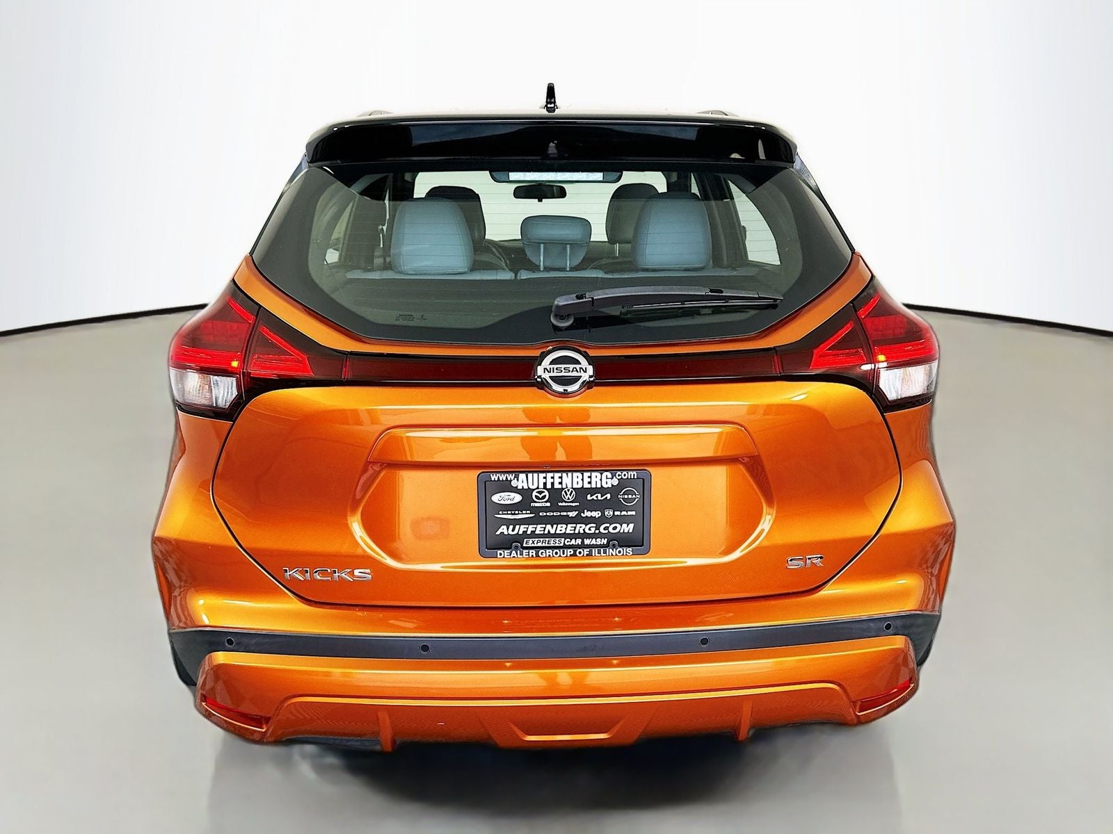 2021 Nissan Kicks SR