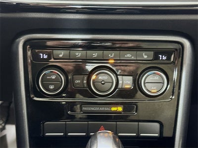 2018 Volkswagen Beetle 2.0T SE