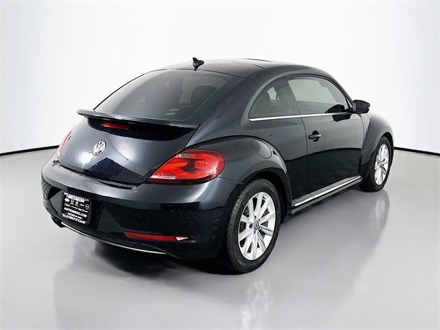 2018 Volkswagen Beetle 2.0T SE
