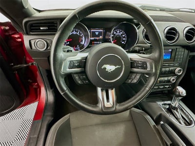 2015 Ford Mustang V6