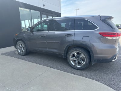 2018 Toyota Highlander Limited Platinum