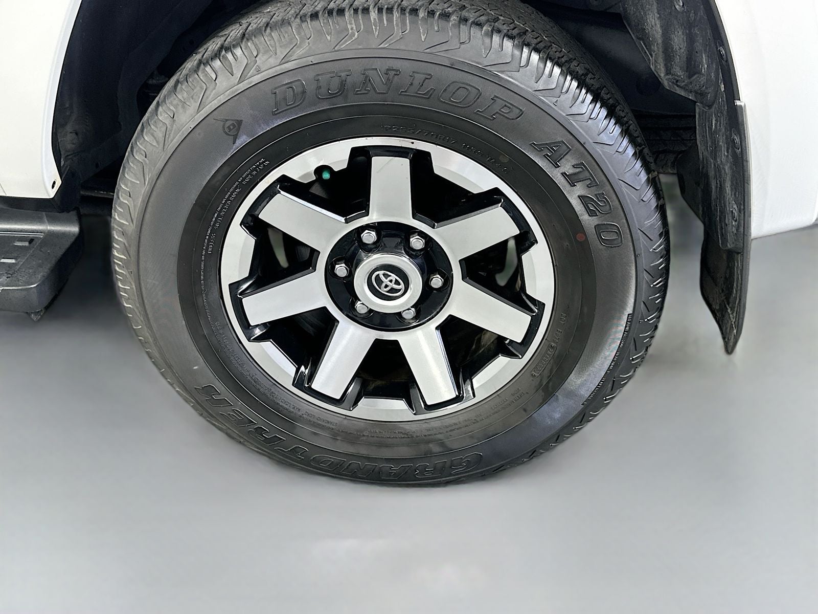 2022 Toyota 4Runner TRD Off-Road