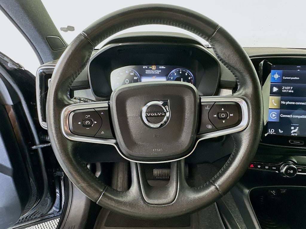 2019 Volvo XC40 Momentum