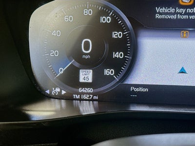 2019 Volvo XC40 Momentum