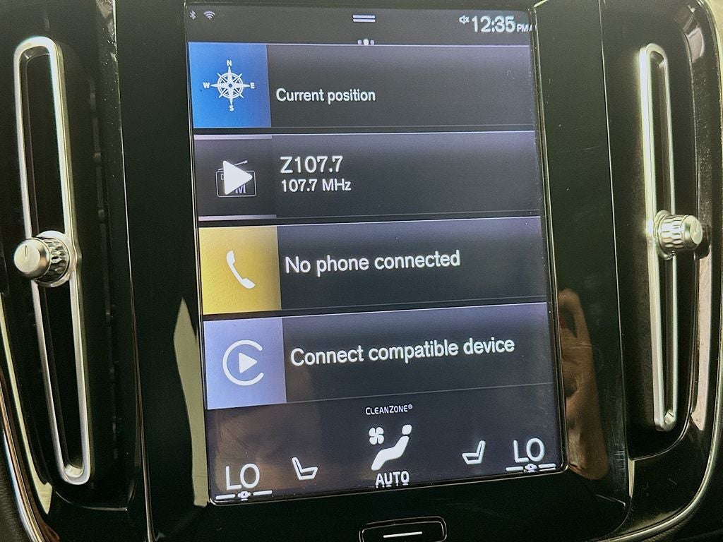 2019 Volvo XC40 Momentum