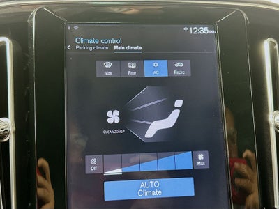 2019 Volvo XC40 Momentum