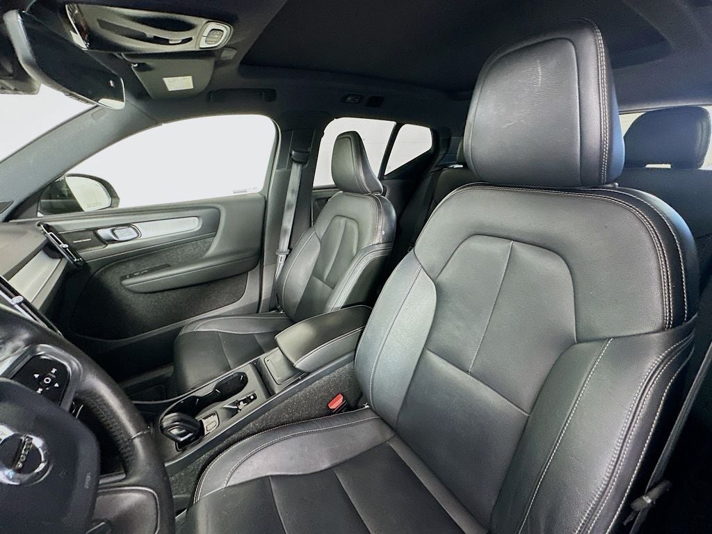 2019 Volvo XC40 Momentum