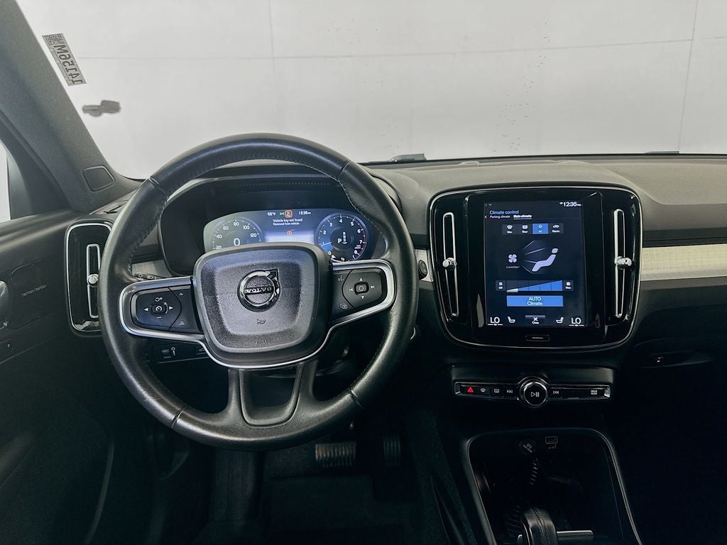2019 Volvo XC40 Momentum
