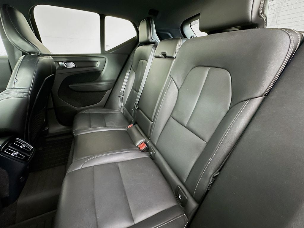 2019 Volvo XC40 Momentum