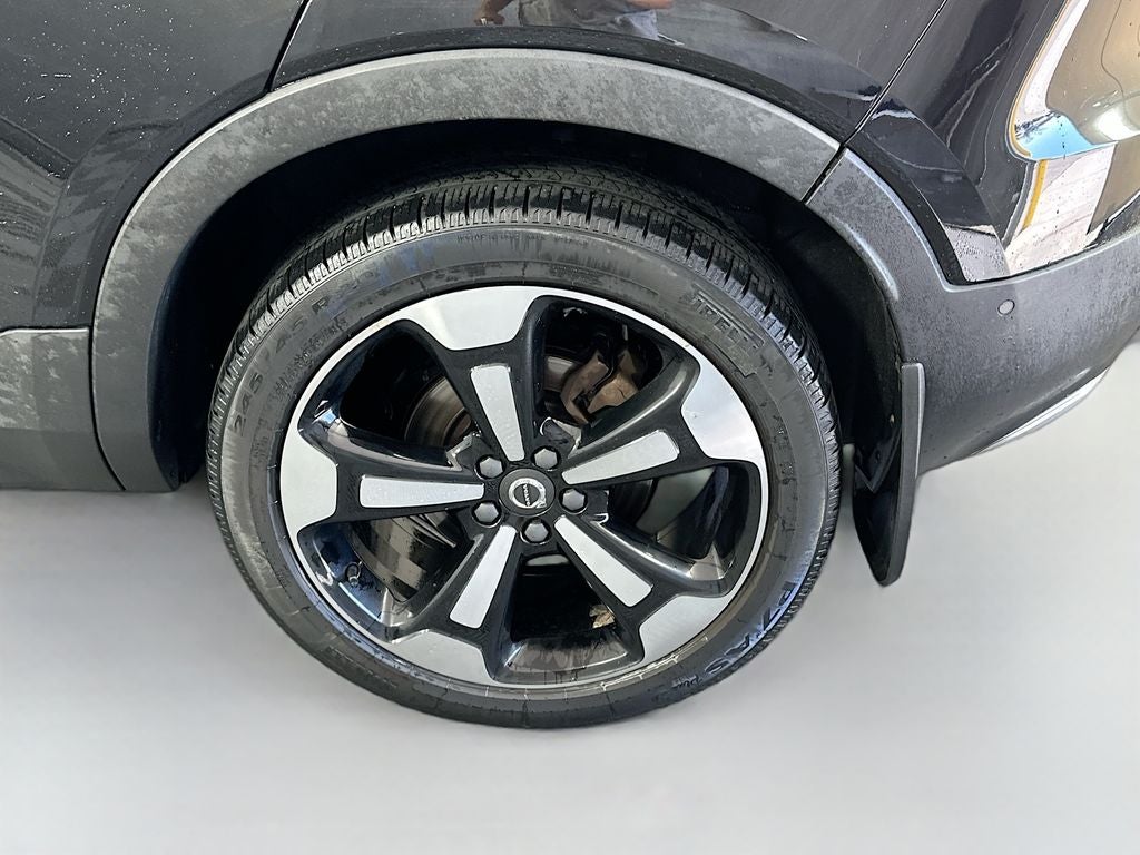 2019 Volvo XC40 Momentum