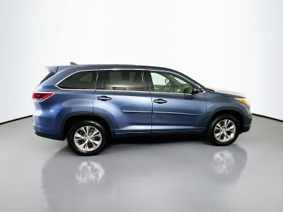 2015 Toyota Highlander LE Plus V6