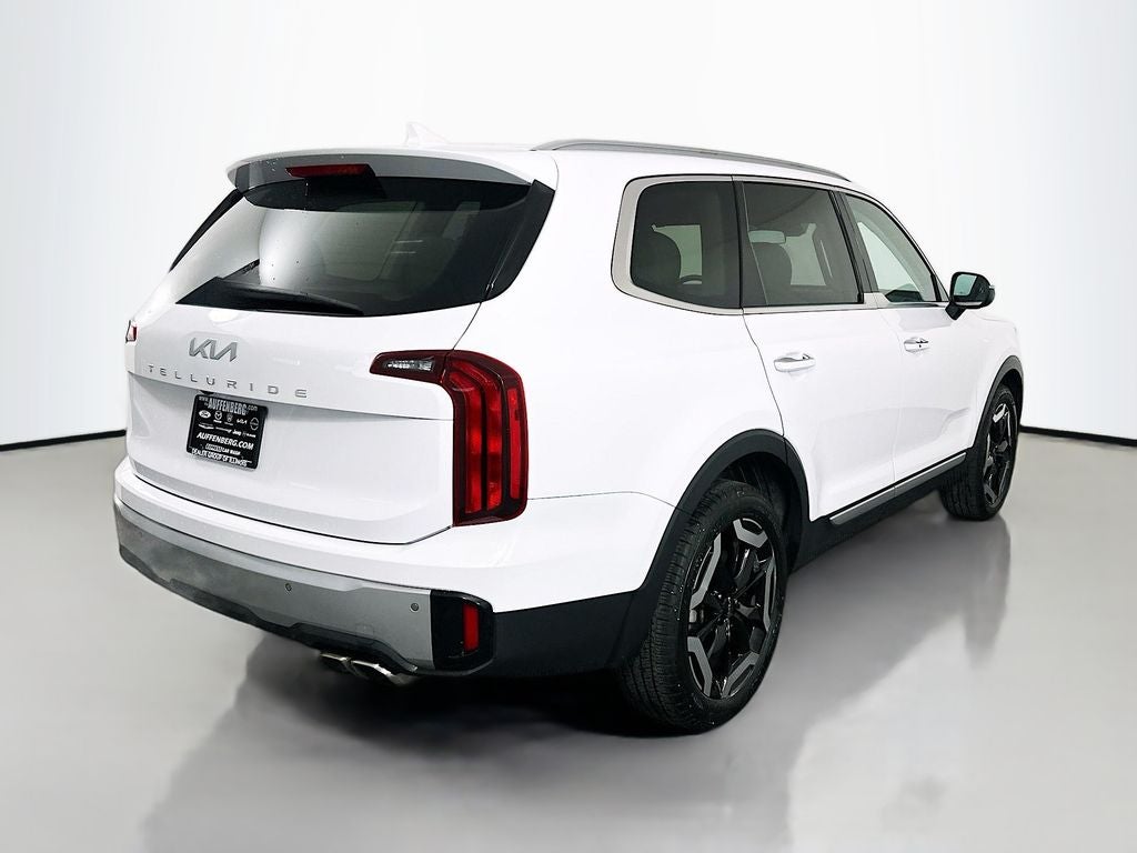 2023 Kia Telluride S