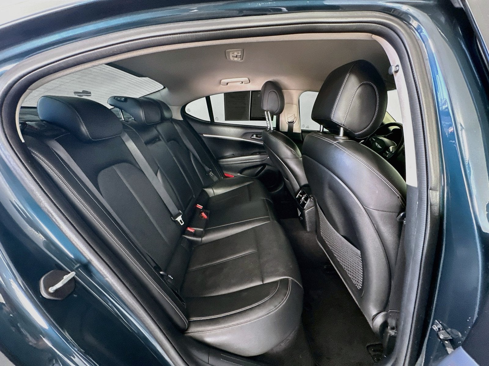 2022 Genesis G70 2.0T