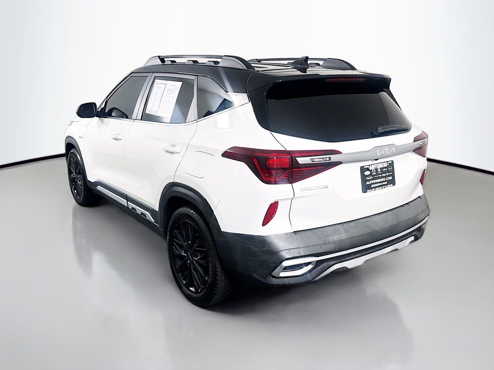 2022 Kia Seltos Nightfall