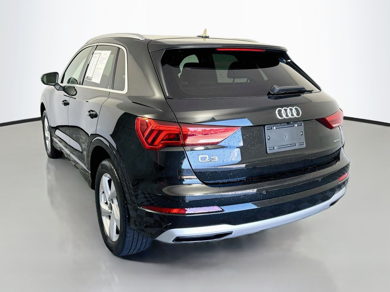2021 Audi Q3 Premium quattro