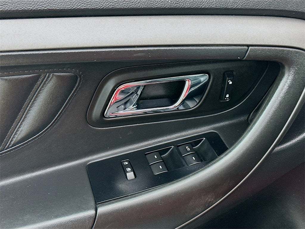 2011 Ford Taurus SEL