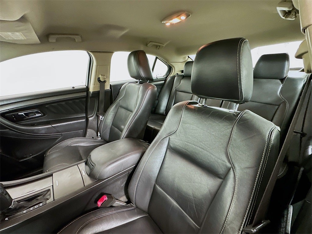 2011 Ford Taurus SEL