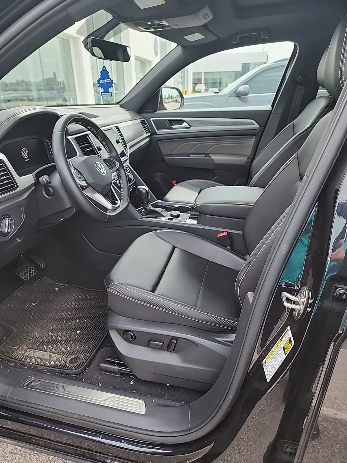 2023 Volkswagen Atlas Cross Sport 3.6L V6 SE w/Technology