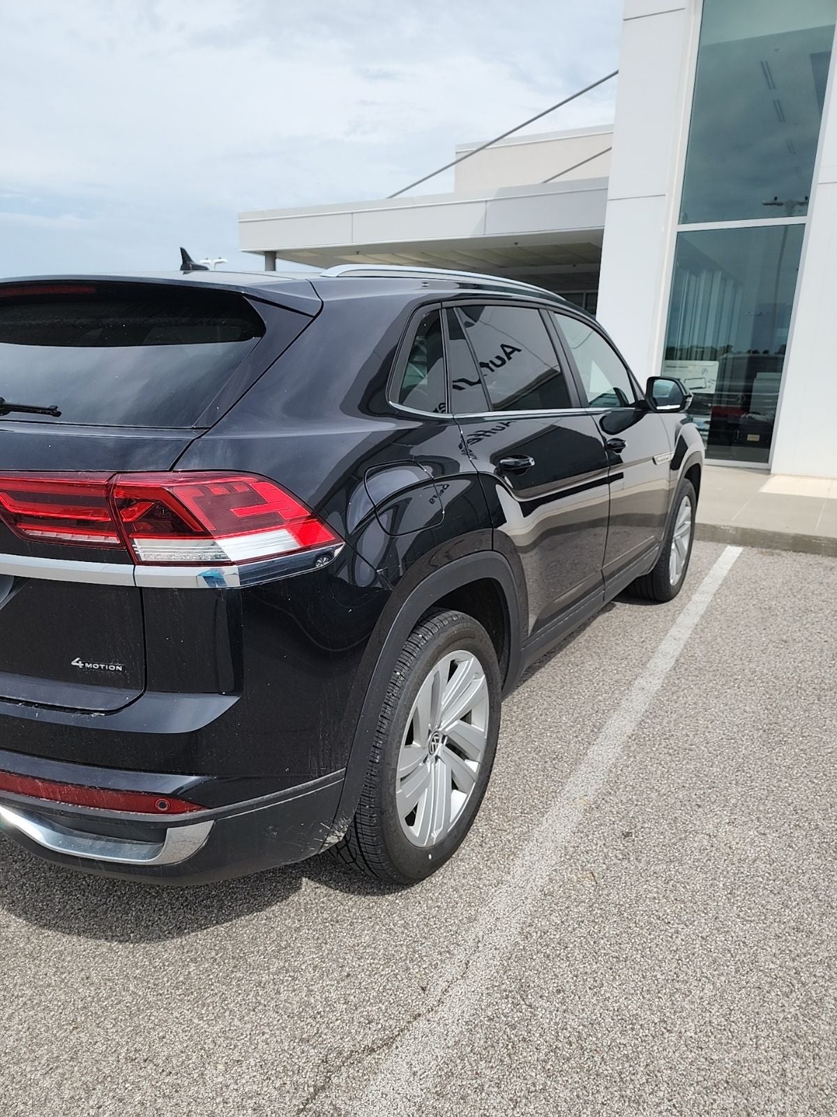 2023 Volkswagen Atlas Cross Sport 3.6L V6 SE w/Technology