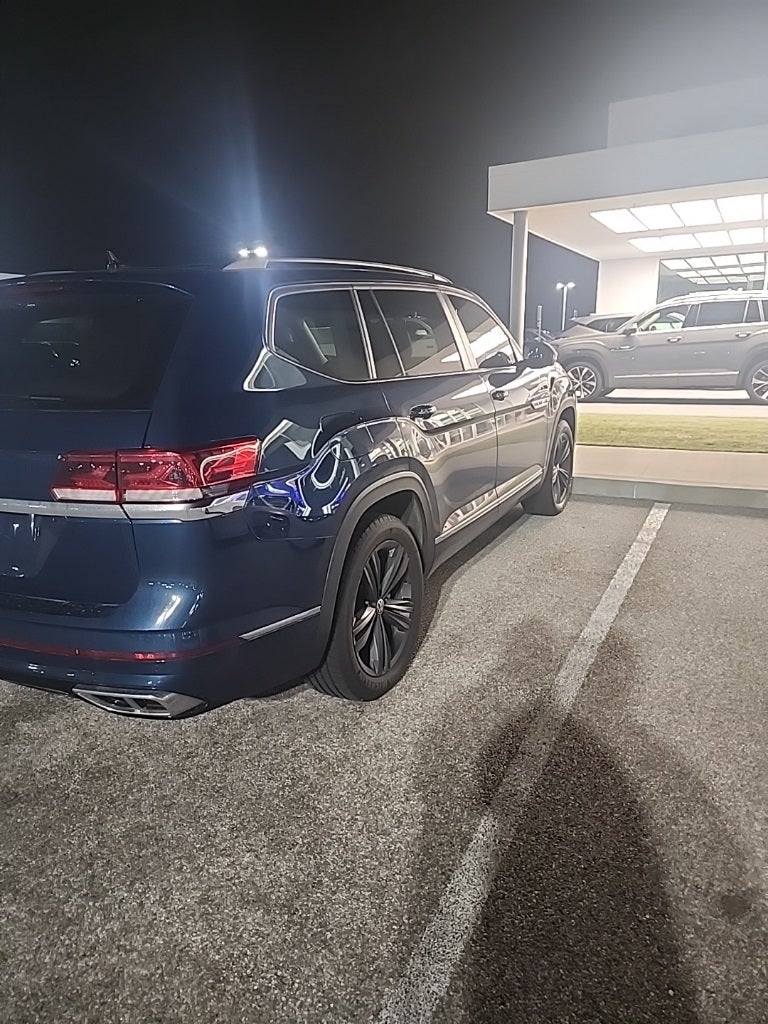 2021 Volkswagen Atlas 3.6L V6 SE w/Technology R-Line