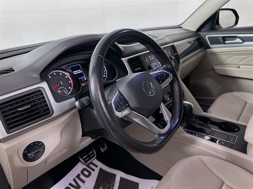 2021 Volkswagen Atlas 3.6L V6 SE w/Technology R-Line