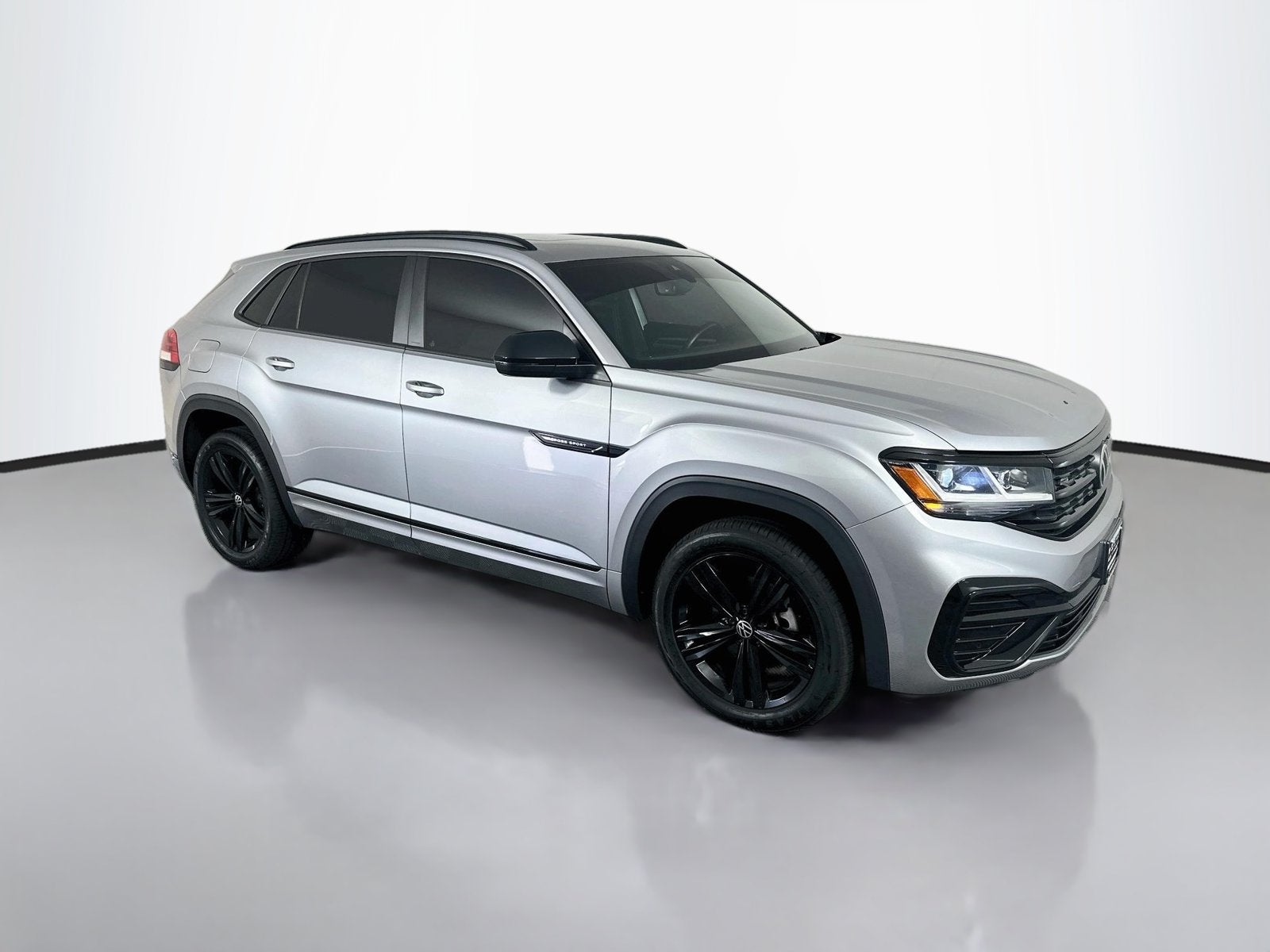 2023 Volkswagen Atlas Cross Sport SEL R-Line Black