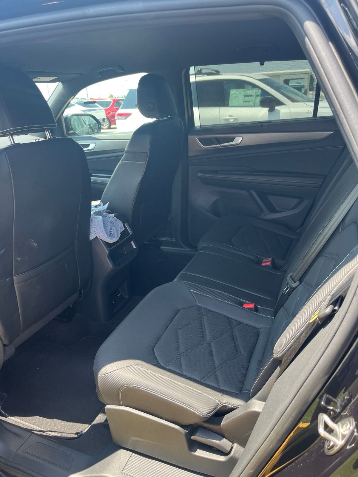 2024 Volkswagen Atlas Cross Sport 2.0T SE w/Technology