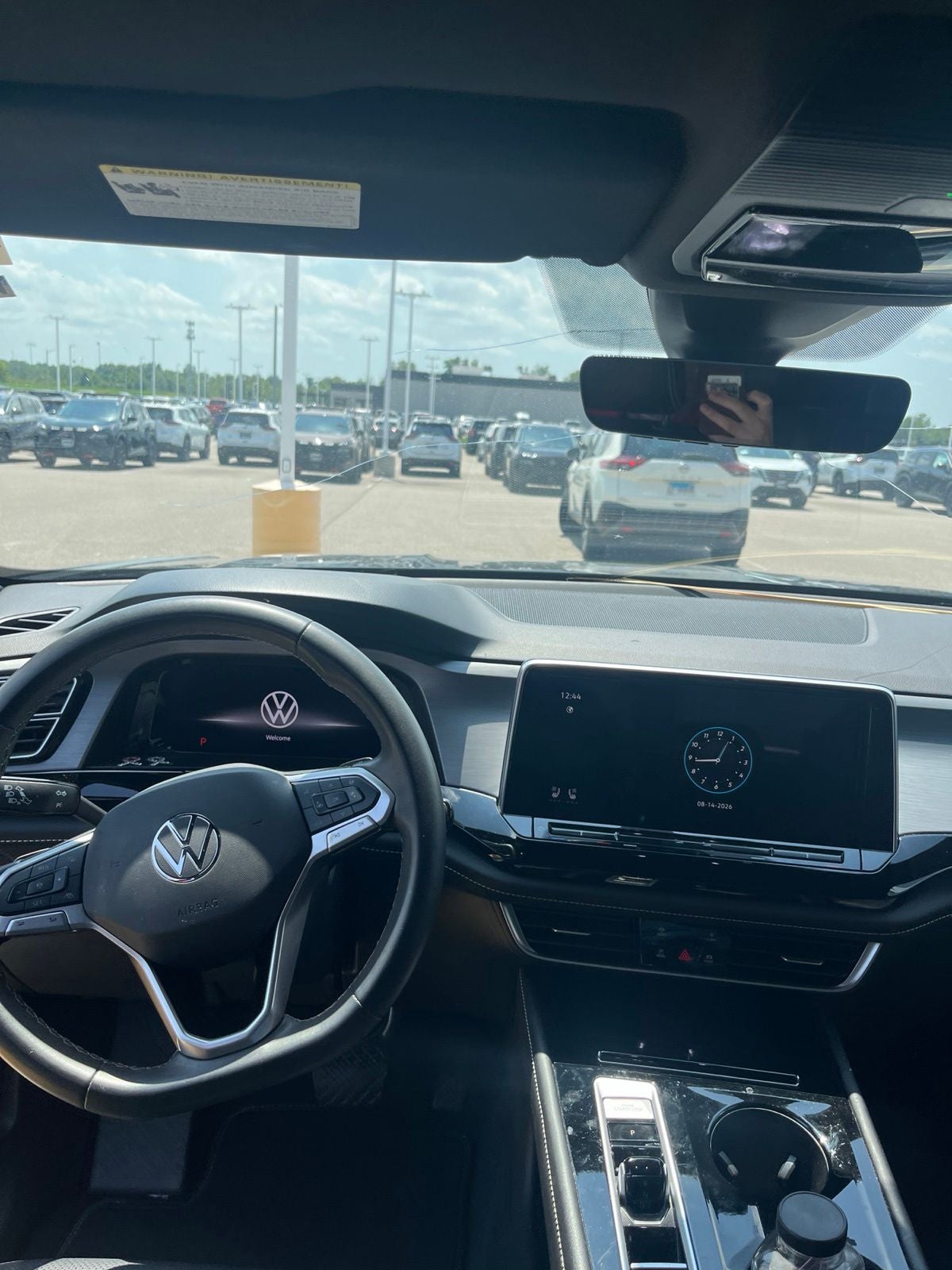 2024 Volkswagen Atlas Cross Sport 2.0T SE w/Technology