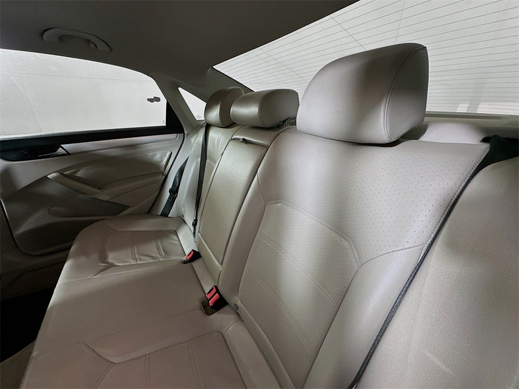 2013 Volkswagen Passat TDI SE