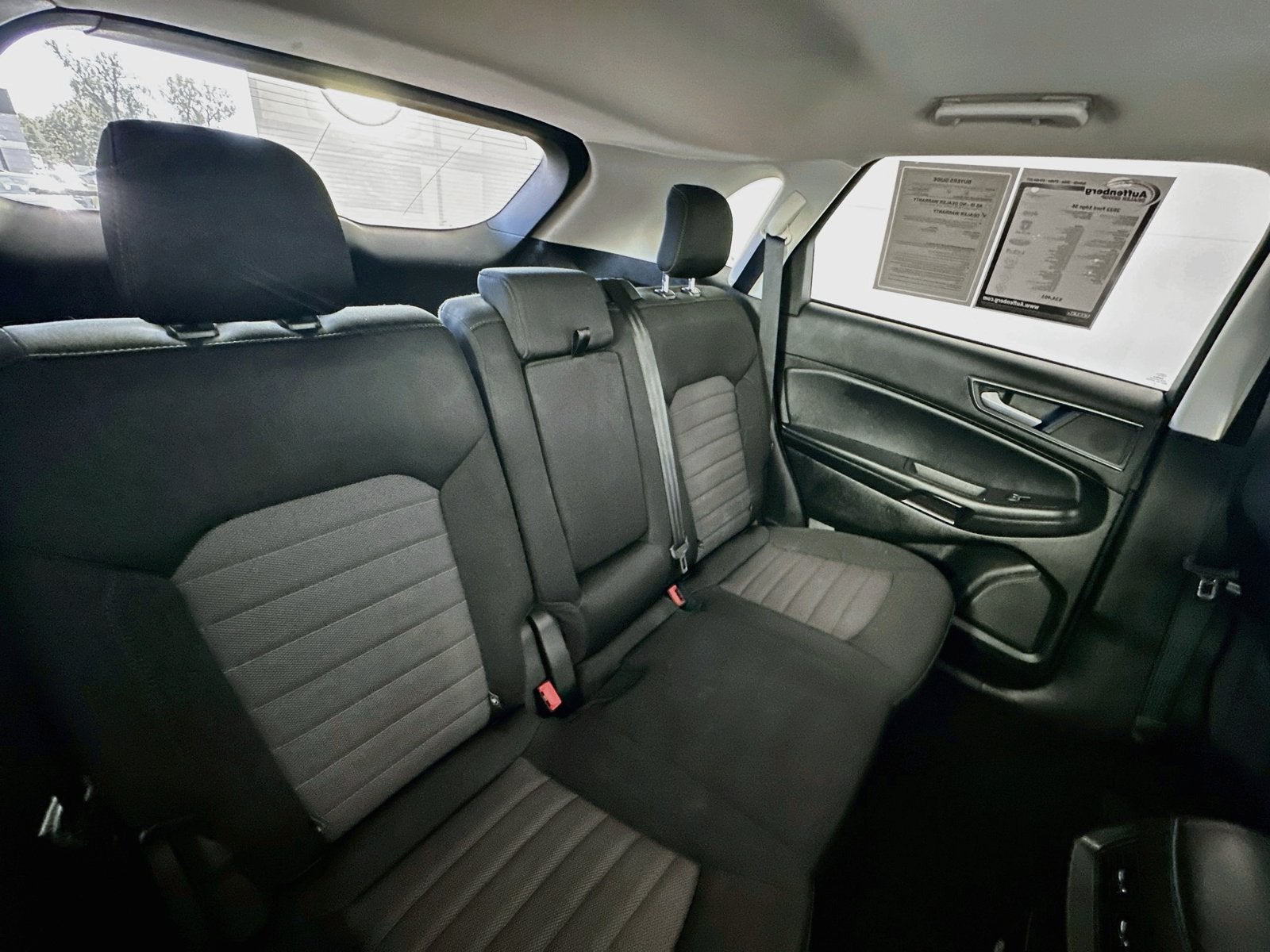 2022 Ford Edge SE