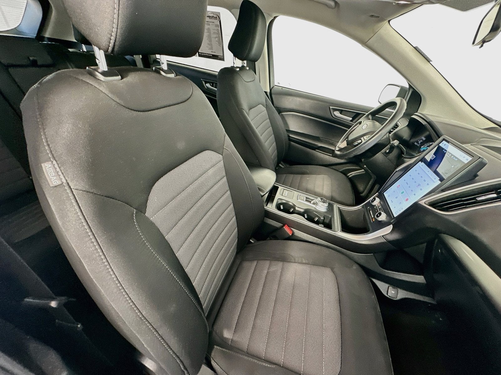 2022 Ford Edge SE