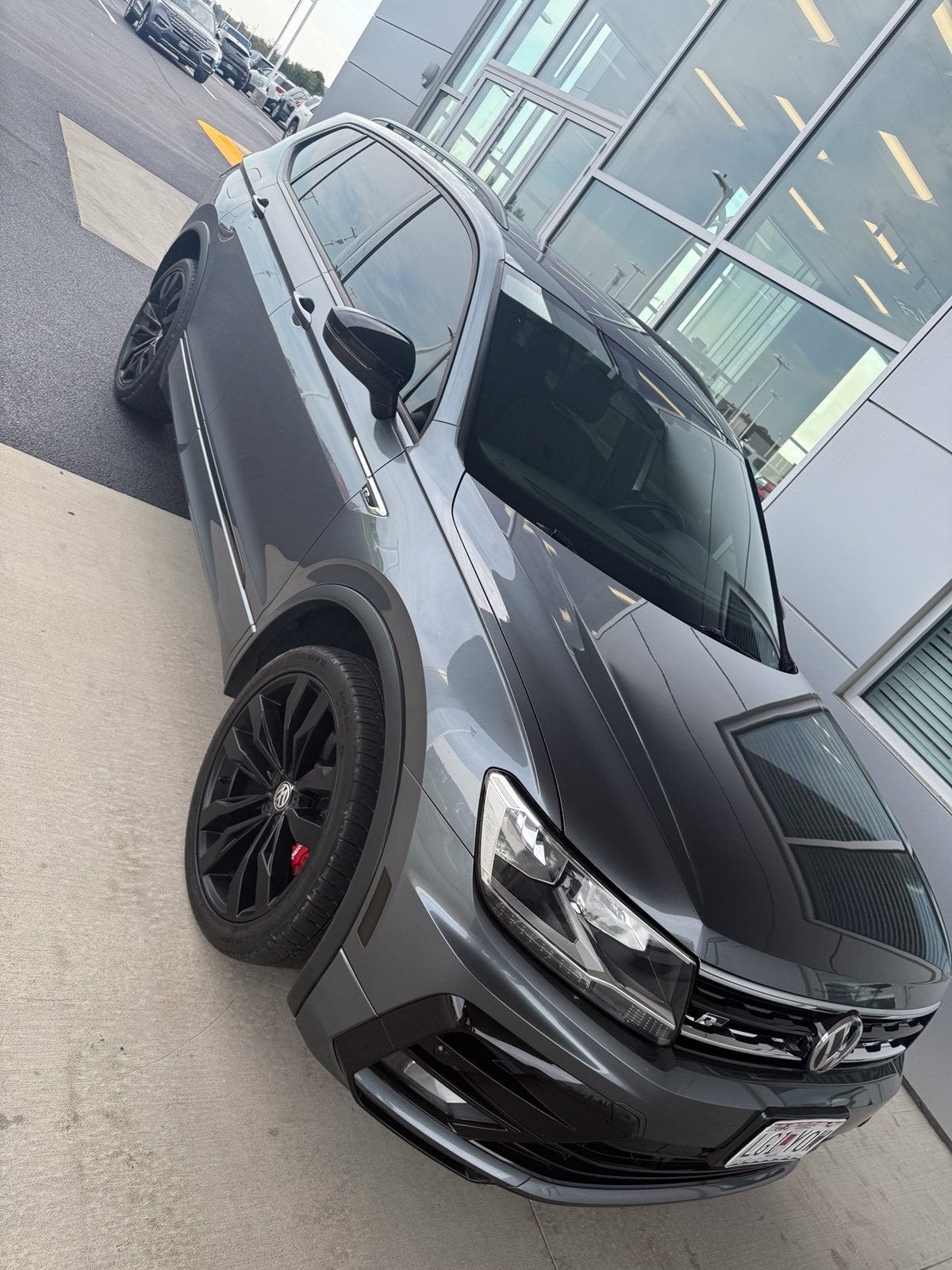 2021 Volkswagen Tiguan SE R-Line Black