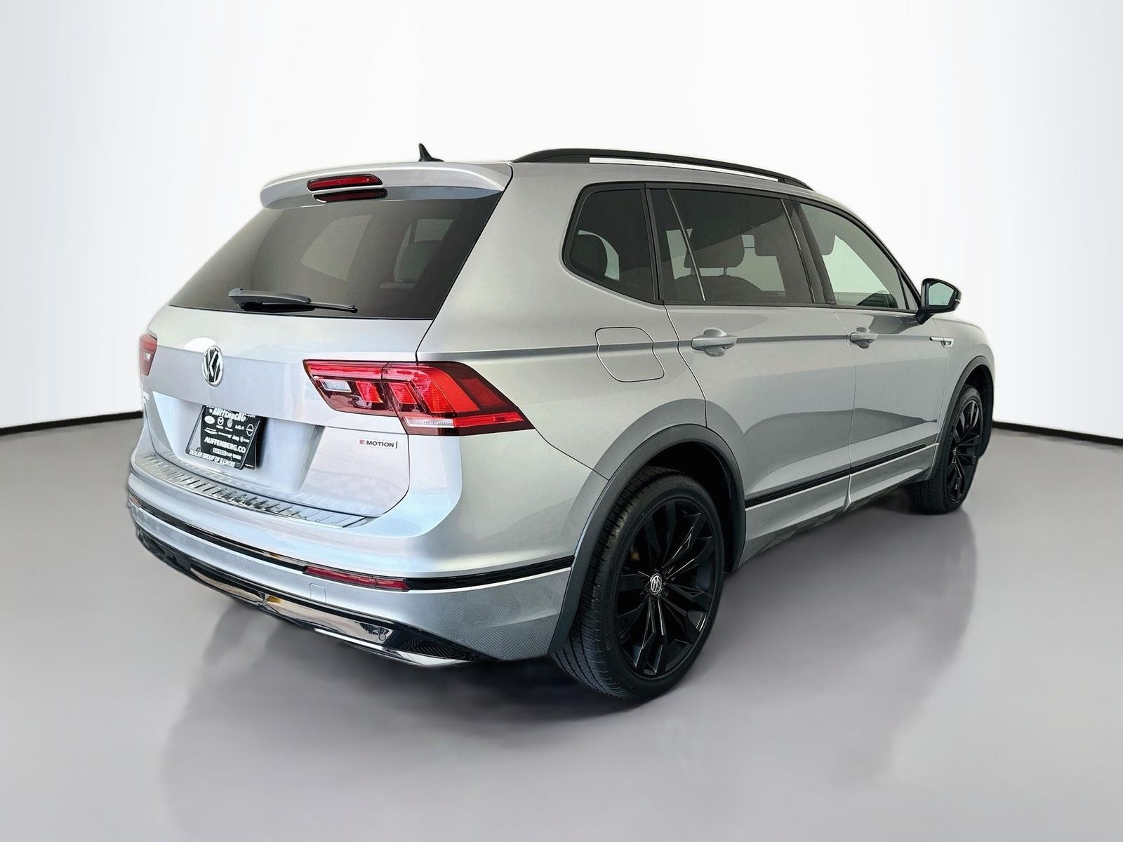 2021 Volkswagen Tiguan SE R-Line Black