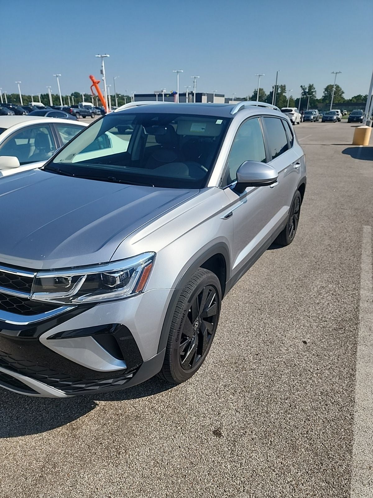 2023 Volkswagen Taos SEL