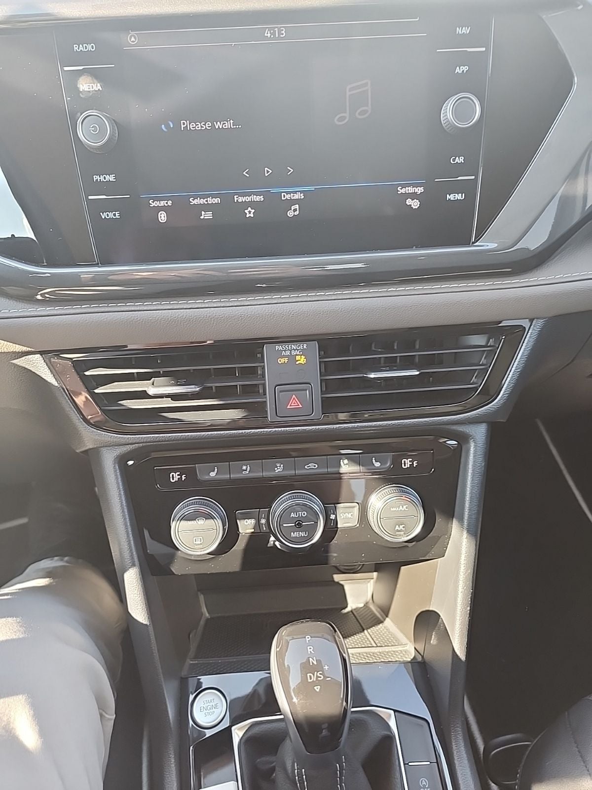 2023 Volkswagen Taos SEL