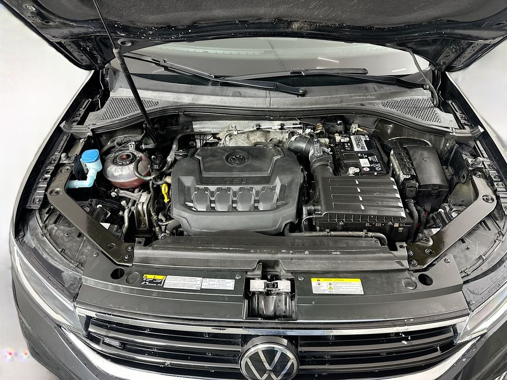 2022 Volkswagen Tiguan SE R-Line Black
