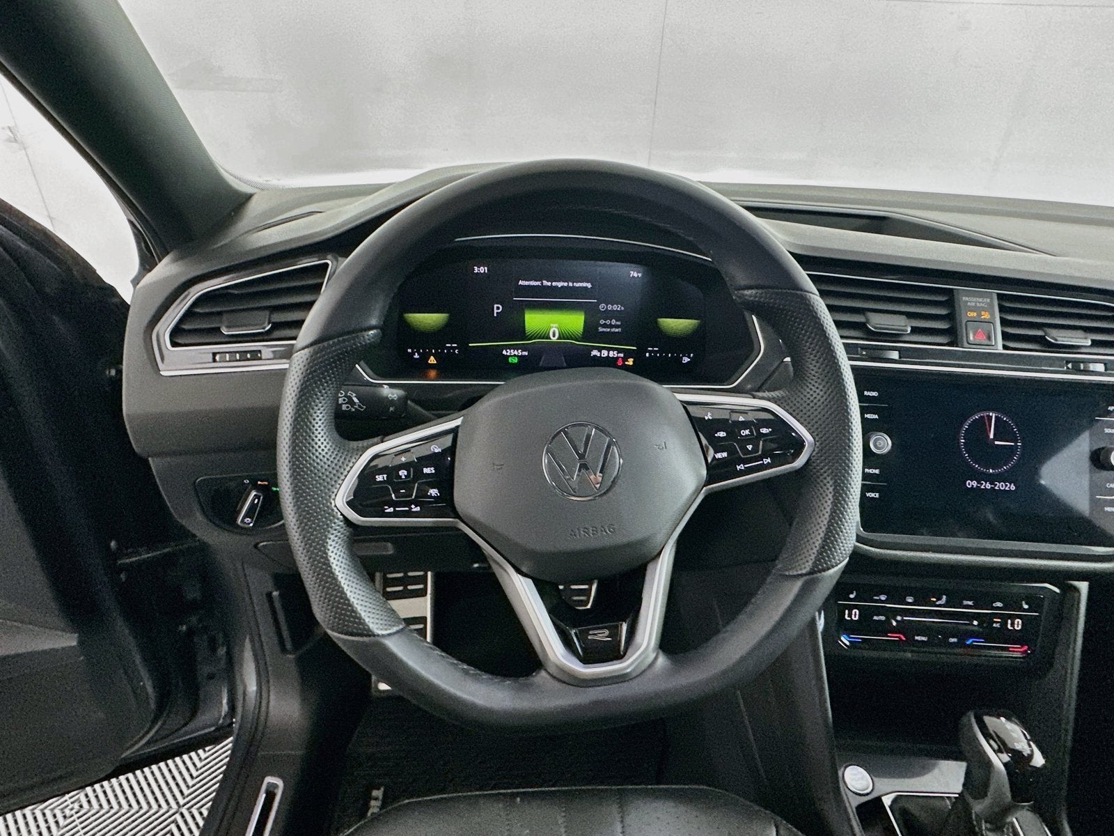 2023 Volkswagen Tiguan SE R-Line Black