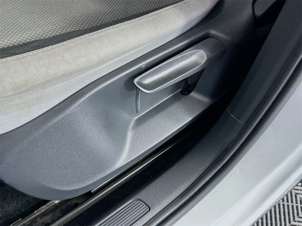 2022 Volkswagen Taos S