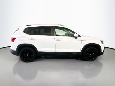 2023 Volkswagen Taos SE