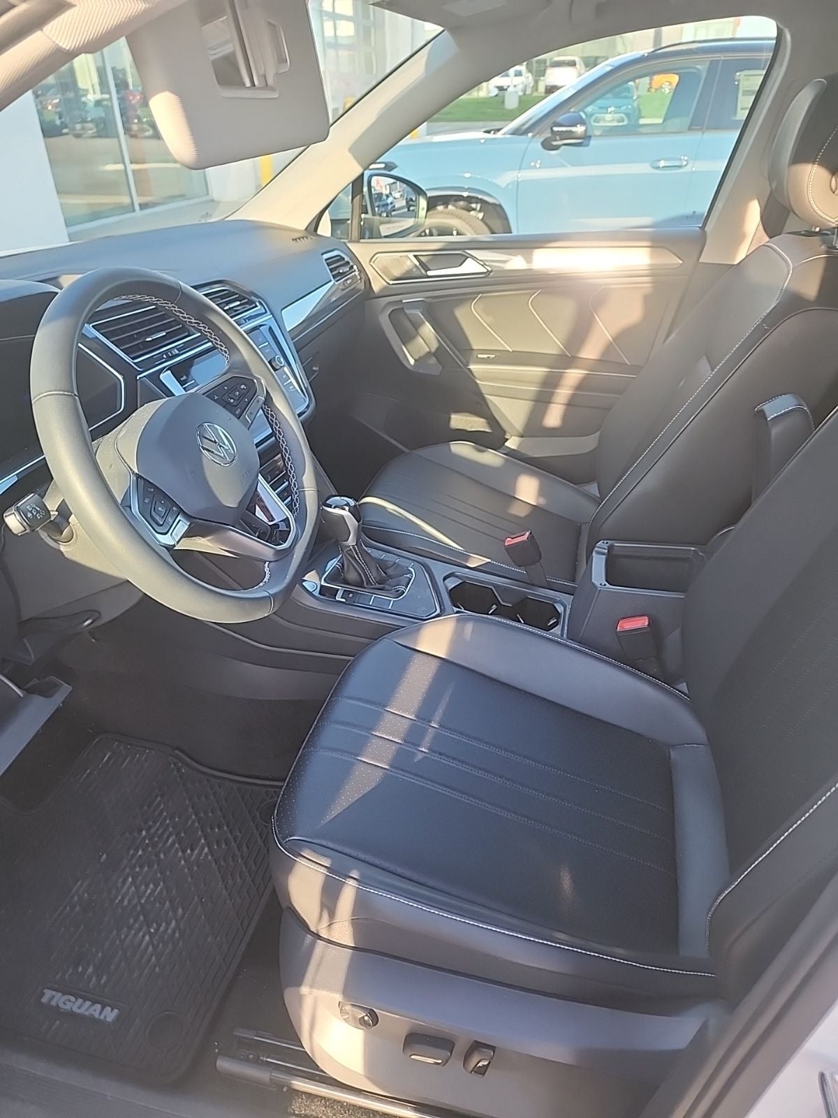 2023 Volkswagen Tiguan SE