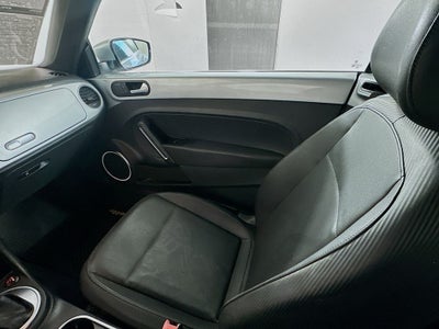 2013 Volkswagen Beetle Convertible 2.5L