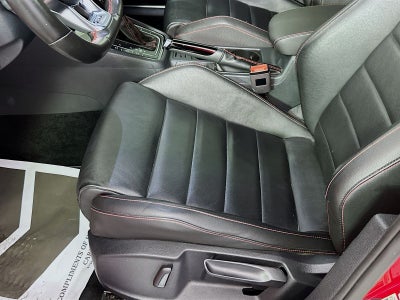 2021 Volkswagen Golf GTI SE