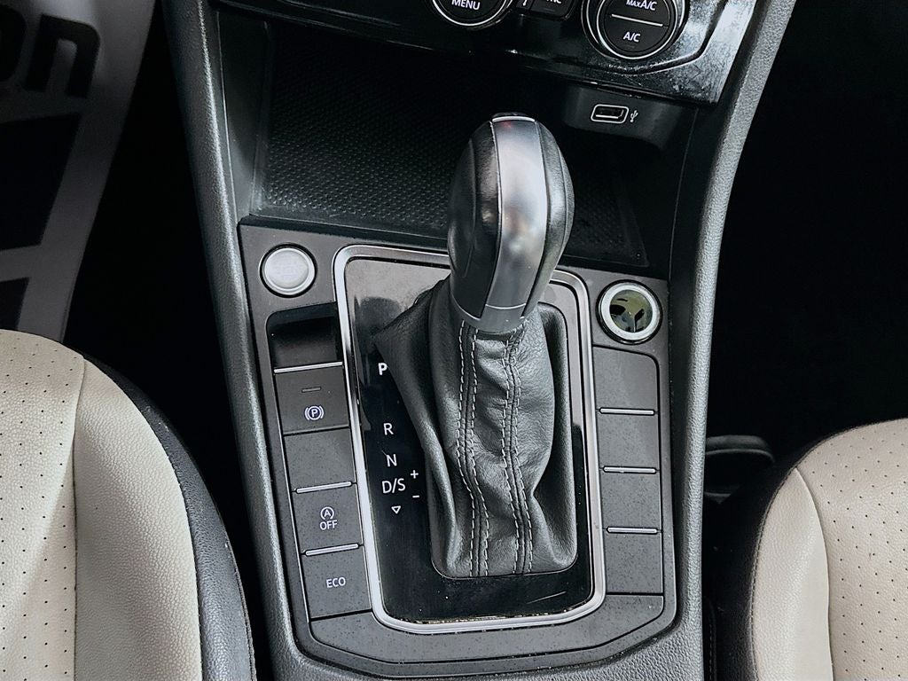 2019 Volkswagen Jetta R-Line