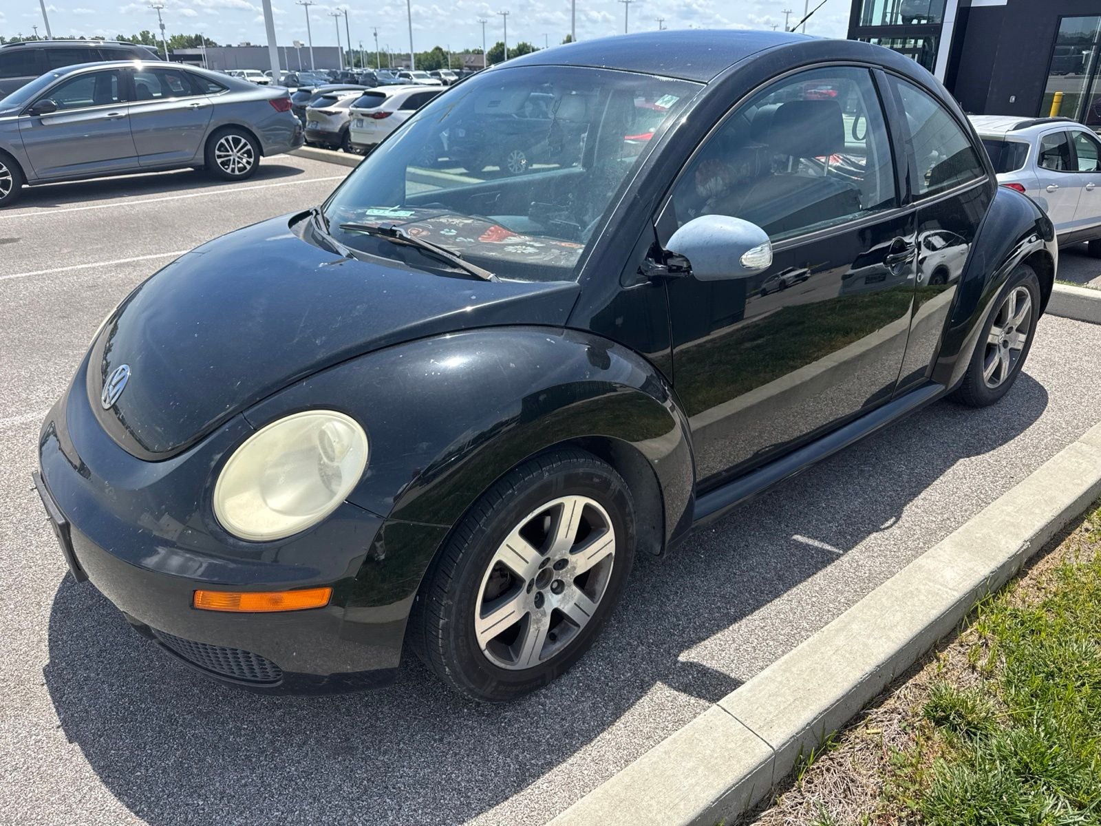 2006 Volkswagen New Beetle 2dr 2.5L PZEV Manual